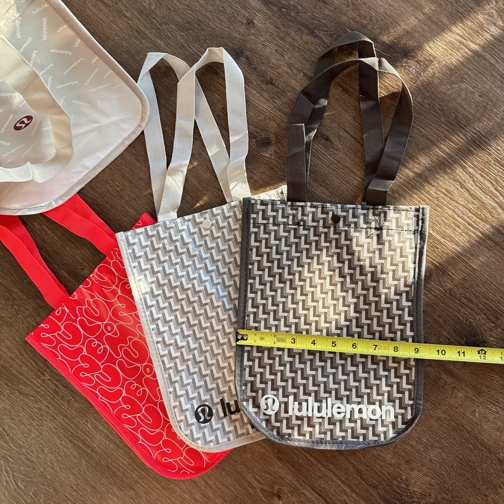 lululemon Shopper Tote Gift Bags - Bundle of 4 - Picture 3 of 10